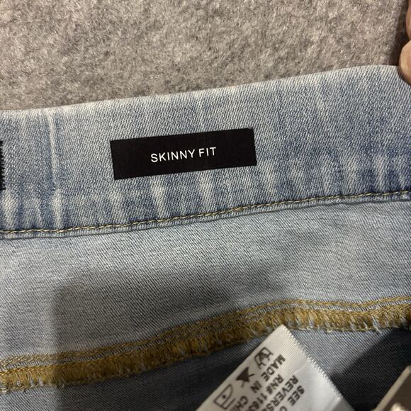 Judy Blue Skinny Fit Pull On Jeans Sz 24W Blue Light Wash Stretch Mid Rise NWT - Picture 6 of 11